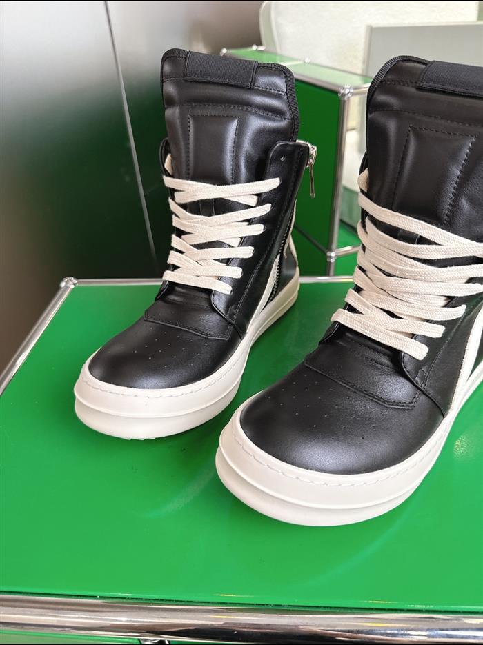 2025112817251665 330